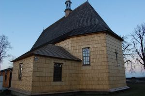 odnowiony-kosciol-w-machowej.jpg