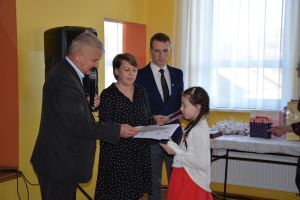 patriotyczne-spiewanie-w-zwierniku.jpg patriotyczne-spiewanie-w-zwierniku.jpg