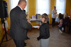 patriotyczne-spiewanie-w-zwierniku.jpg patriotyczne-spiewanie-w-zwierniku.jpg