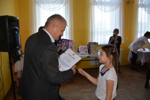patriotyczne-spiewanie-w-zwierniku.jpg patriotyczne-spiewanie-w-zwierniku.jpg
