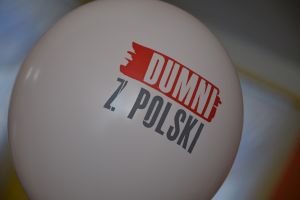 patriotyczne-spiewanie-w-zwierniku.jpg patriotyczne-spiewanie-w-zwierniku.jpg