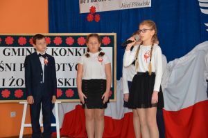 patriotyczne-spiewanie-w-zwierniku.jpg patriotyczne-spiewanie-w-zwierniku.jpg