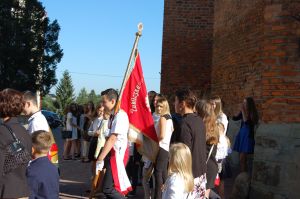 pierwszy-dzwonek-dla-ponad-1700-uczniow.jpg