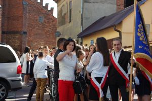 pierwszy-dzwonek-dla-ponad-1700-uczniow.jpg