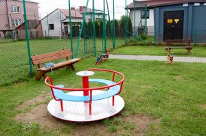 place-zabaw-z-nowymi-urzadzeniami.jpg