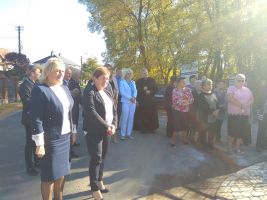 poswiecenie-krzyza-przy-szkole-w-parkoszu.jpg poswiecenie-krzyza-przy-szkole-w-parkoszu.jpg