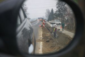 powstaje-chodnik-przy-drodze-krajowej-nr-73.jpg powstaje-chodnik-przy-drodze-krajowej-nr-73.jpg