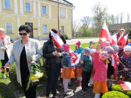 przedszkolaki-uczcily-dzien-flagi.jpg przedszkolaki-uczcily-dzien-flagi.jpg