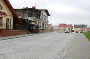 przewrocono-ruch-przez-centrum.jpg przewrocono-ruch-przez-centrum.jpg