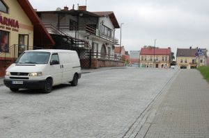 przewrocono-ruch-przez-centrum.jpg przewrocono-ruch-przez-centrum.jpg
