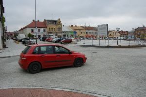przewrocono-ruch-przez-centrum.jpg przewrocono-ruch-przez-centrum.jpg
