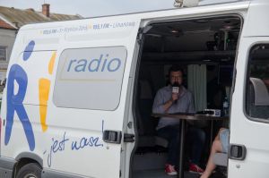 radiowcy-nadawali-z-pilzna.jpg