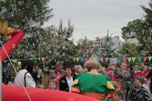 rodzina-na-pikniku-nowe.jpg