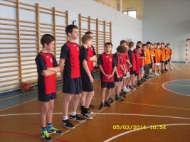 skromna-obsada-igrzysk-sport.jpg