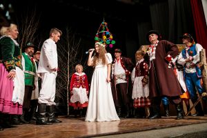 staropolskie-wesele-w-domu-kultury.jpg