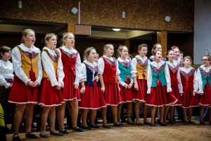 staropolskie-wesele-w-domu-kultury.jpg