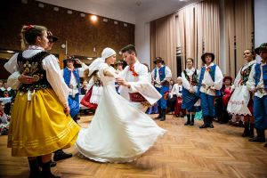staropolskie-wesele-w-domu-kultury.jpg