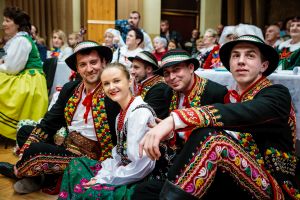 staropolskie-wesele-w-domu-kultury.jpg