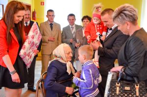 stulatka-ze-zwiernika.jpg stulatka-ze-zwiernika.jpg