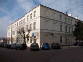 szkola-w-pilznie-odzyskala-blask.jpg