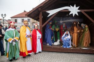 trzej-krolowie-na-rynku.jpg