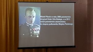uczczono-pamiec-romistrza-pileckiego.jpg