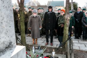 uczczono-pamiec-stanislawa-kaszubskiego.jpg