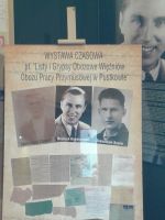 uczniowie-w-europejskim-centrum-pamieci-i-pojednania.jpg