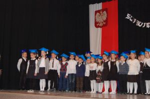 uroczyste-pasowanie-uczniow.jpg uroczyste-pasowanie-uczniow.jpg