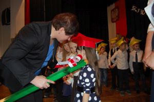 uroczyste-pasowanie-uczniow.jpg uroczyste-pasowanie-uczniow.jpg