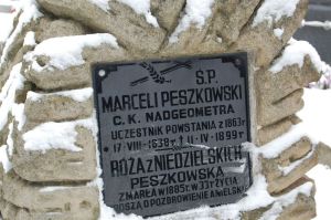 w-holdzie-powstancom-zdjecia.jpg w-holdzie-powstancom-zdjecia.jpg