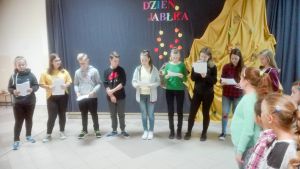 w-machowej-jablko-w-roli-glownej.jpg