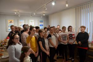 wernisaz-wystawy-prac-plastycznych-w-domu-kultury.jpg wernisaz-wystawy-prac-plastycznych-w-domu-kultury.jpg