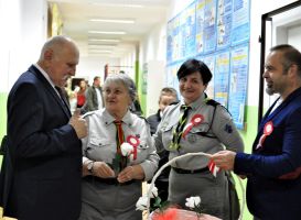 wieczornica-niepodleglosciowa-w-parkoszu.jpg wieczornica-niepodleglosciowa-w-parkoszu.jpg