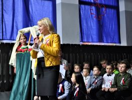 wieczornica-w-parkoszu.jpg