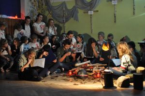 wieczornica-z-czarnymi-orlami.jpg wieczornica-z-czarnymi-orlami.jpg
