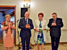 wreczono-ordery-serca-matkom-wsi.jpg