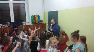zabawa-karnawalowa-w-parkoszu.jpg