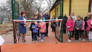 zwiernik-z-boiskiem-wielofunkcyjnym.jpg zwiernik-z-boiskiem-wielofunkcyjnym.jpg